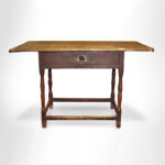 935-40_3_Tavern Table, NH, c1750-1760_view-3
