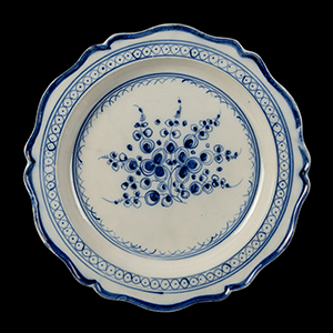 Pearlware Charger with Scalloped Border Inventory Thumbnail