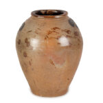 1511-7_4_Double-Incised-Jar,-Albany-Slip,-186