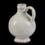 1501-1_3_Delft-Whit-Bottle,-1647