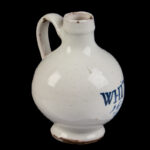 1501-1_5_Delft-Whit-Bottle,-1647